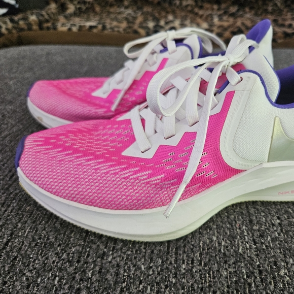 ✨️NIKE ZOOM WOMEN'S RUNNING SHOES SIZE 6✨️ - Picture 8 of 8
